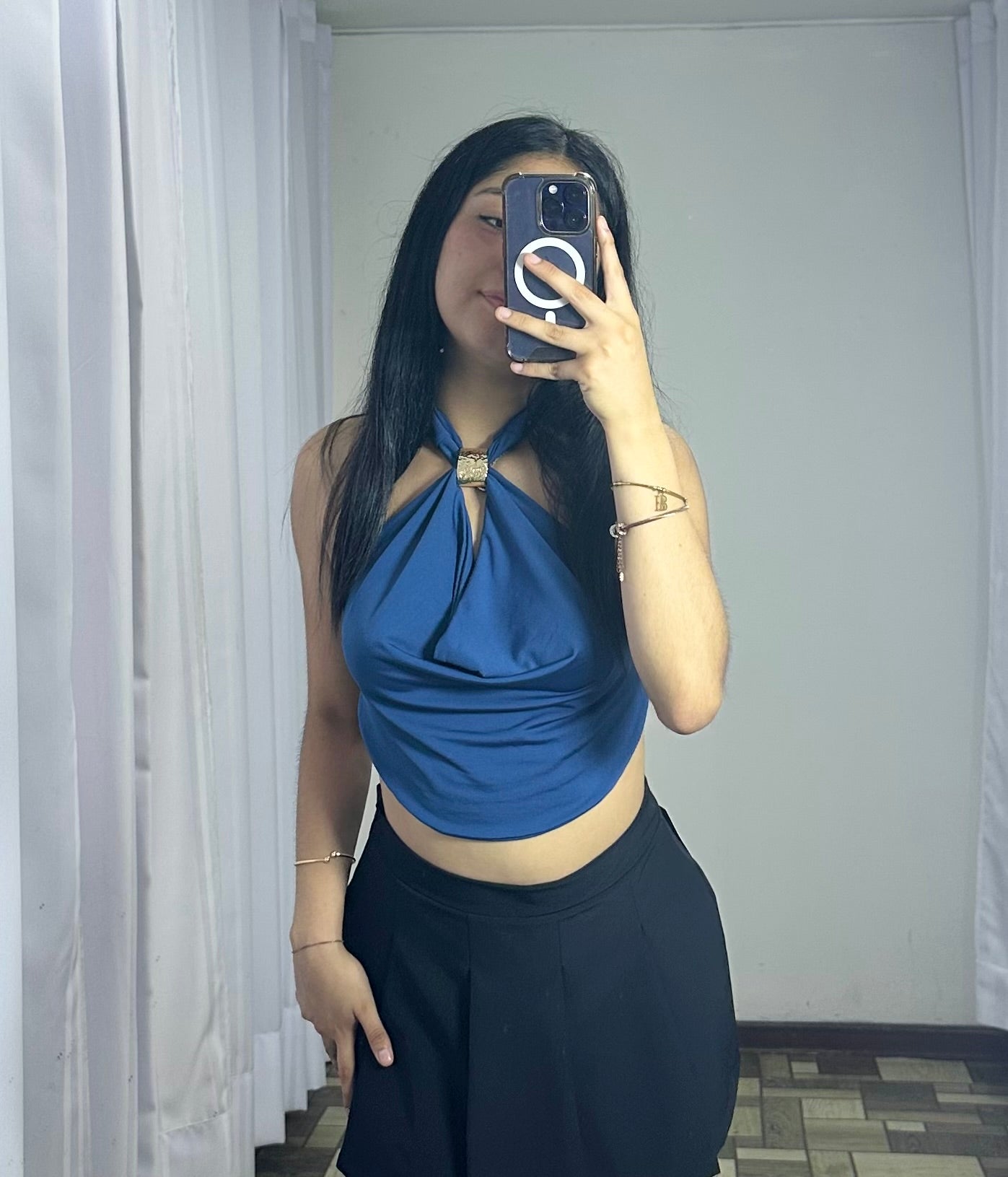 Top Amelia