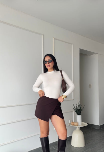 Faldashort asimetrico Fabiola