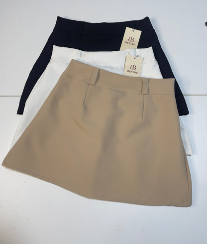 Faldashort Plisada Lia