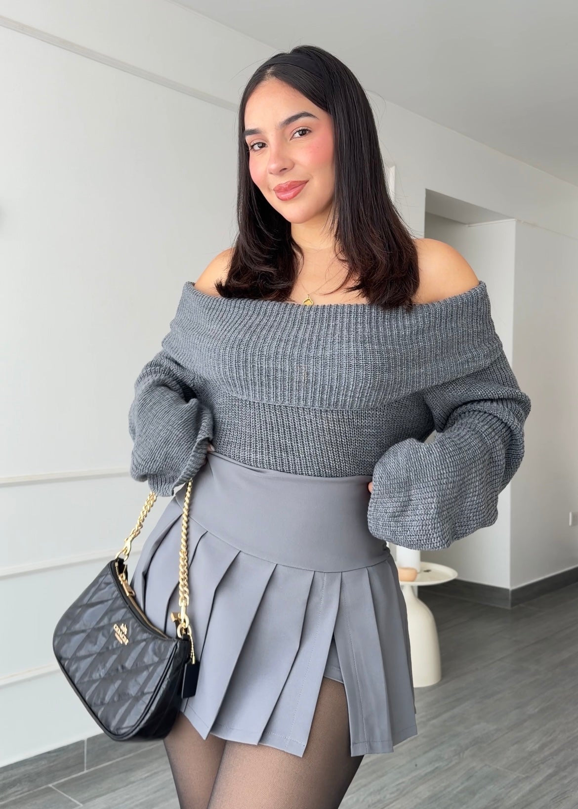 Chompa Off shoulder Naty