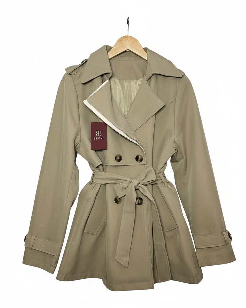 Gabardina Petite Alana